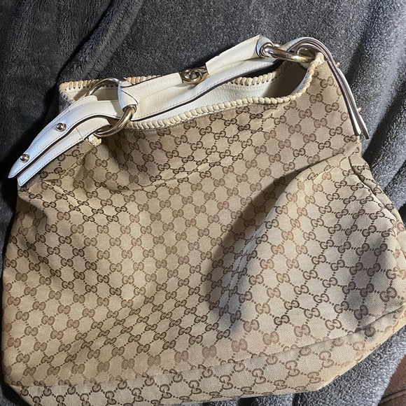 Authentic Gucci Tan/white leather trim horsebit hobo bag - Picture 1 of 11